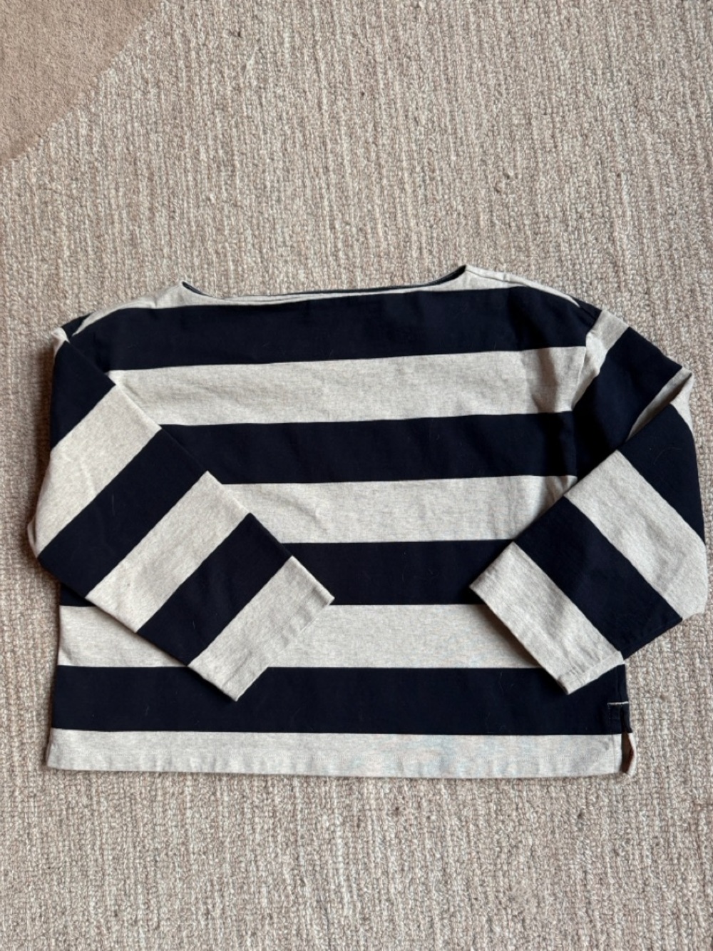 Banana Republic Relaxed Heavyweight Cotton Boatneck - Picture 2 of 4